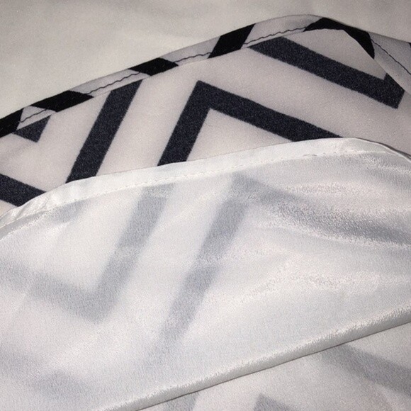 Skies are blue sold at Anthropologie small tunic top - Picture 7 of 8